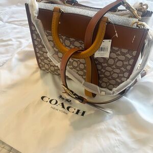 COACH - Rogue in Signature Textile Jacquard (NEW)